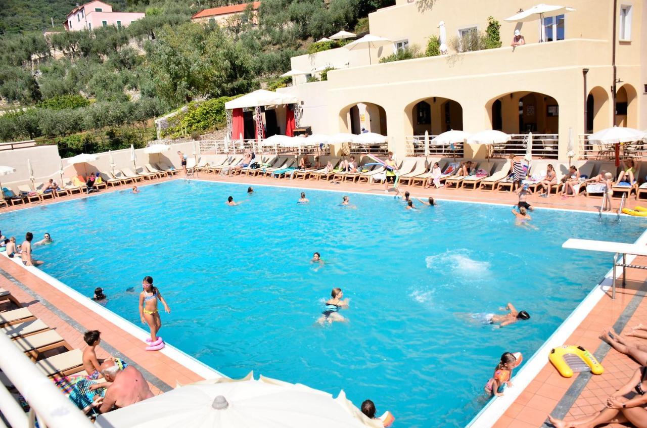 Il Villaggio Di Giuele Финале Лигуре Экстерьер фото