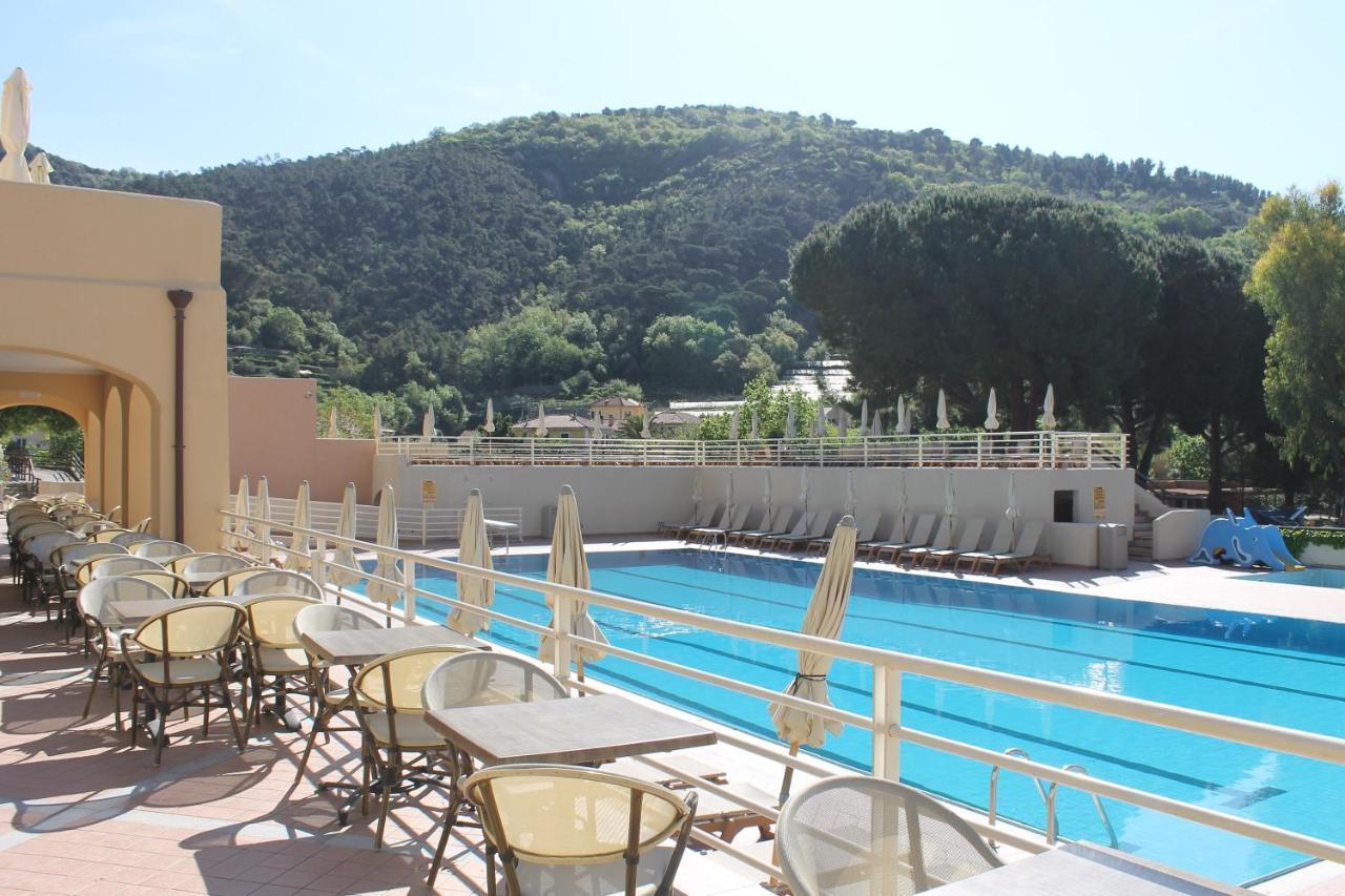 Il Villaggio Di Giuele Финале Лигуре Экстерьер фото