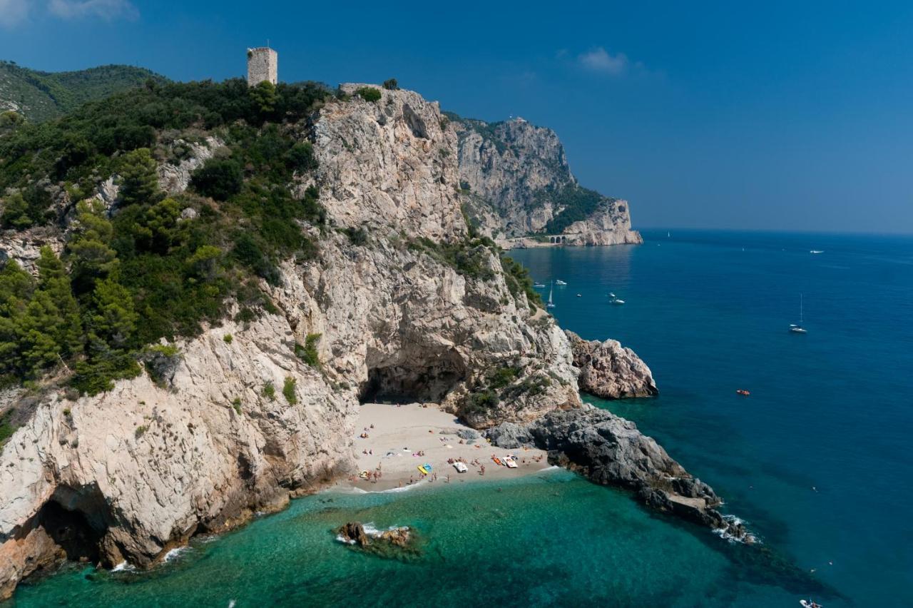 Il Villaggio Di Giuele Финале Лигуре Экстерьер фото